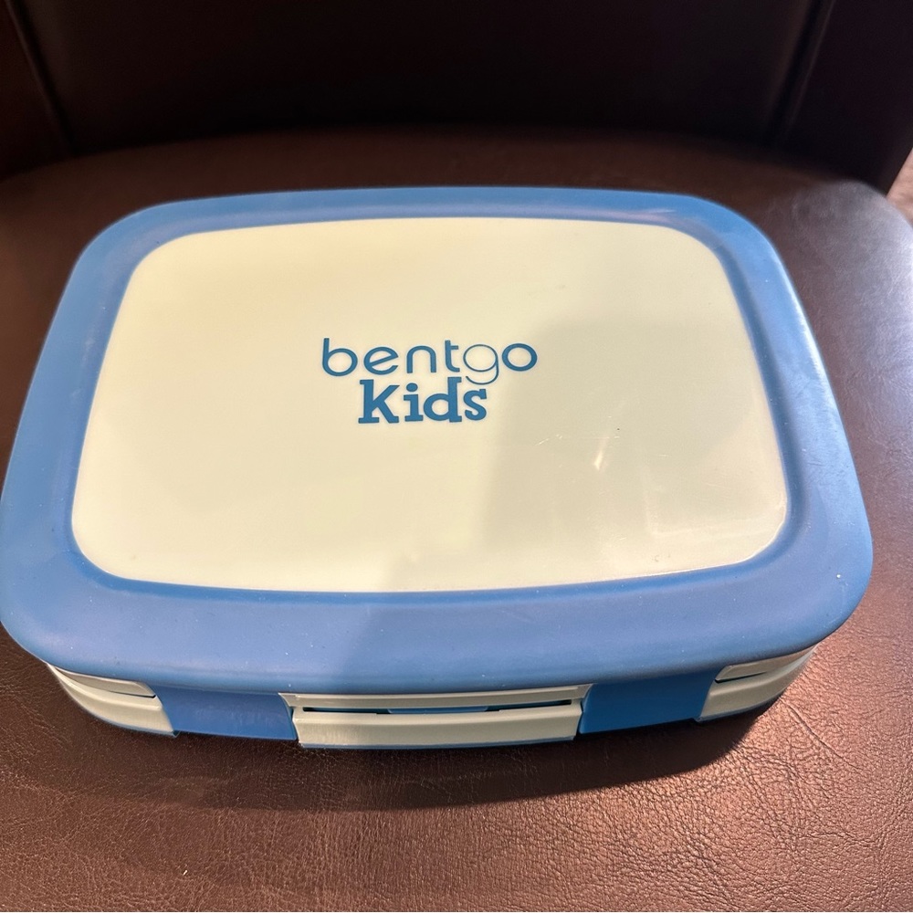 Bentgo Leak-Proof 5-Compartment Bento-Style Lunch Box, Kids, Blue